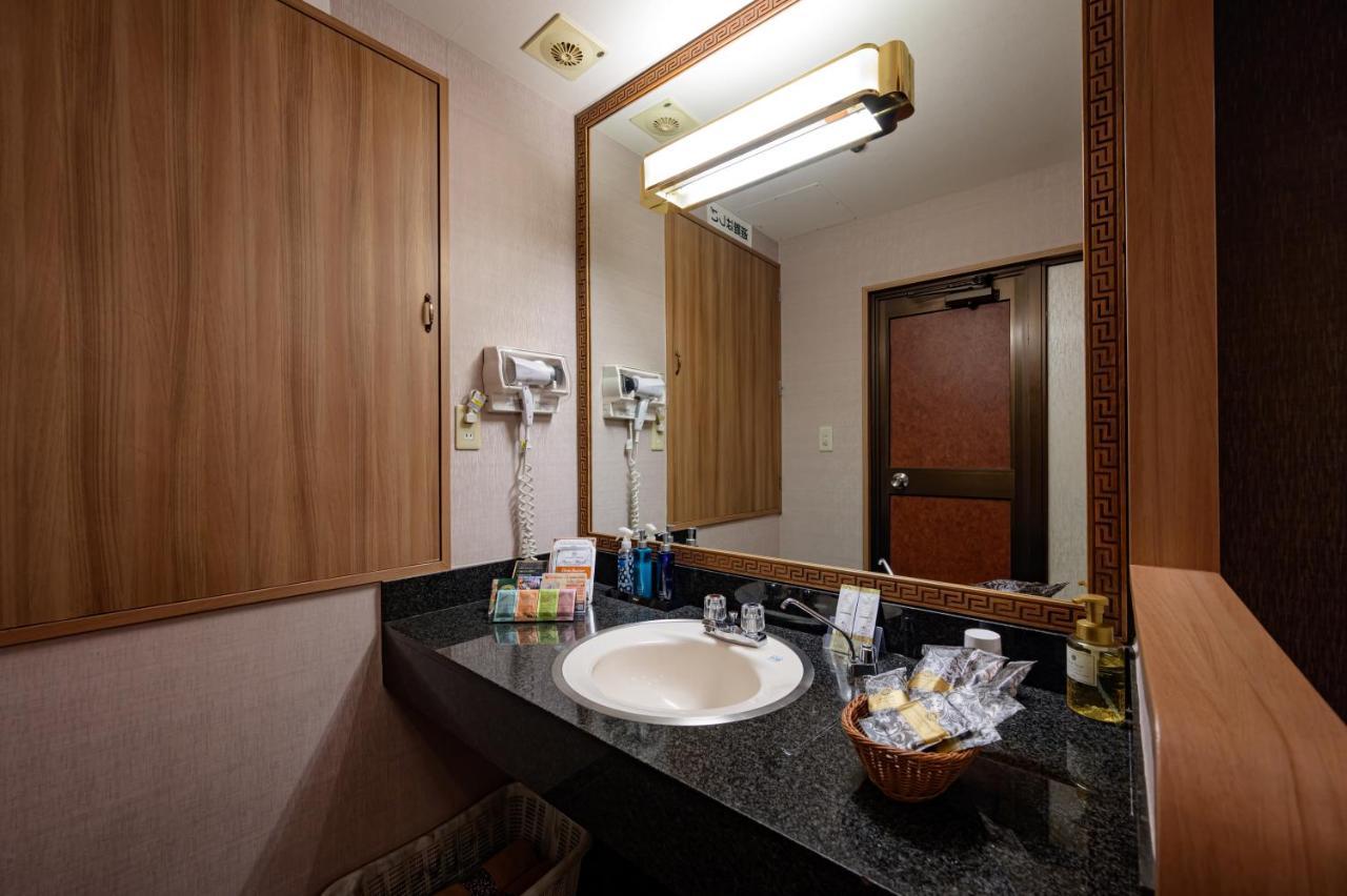 Hotel Metro (Adults Only) Yokohama  Luaran gambar